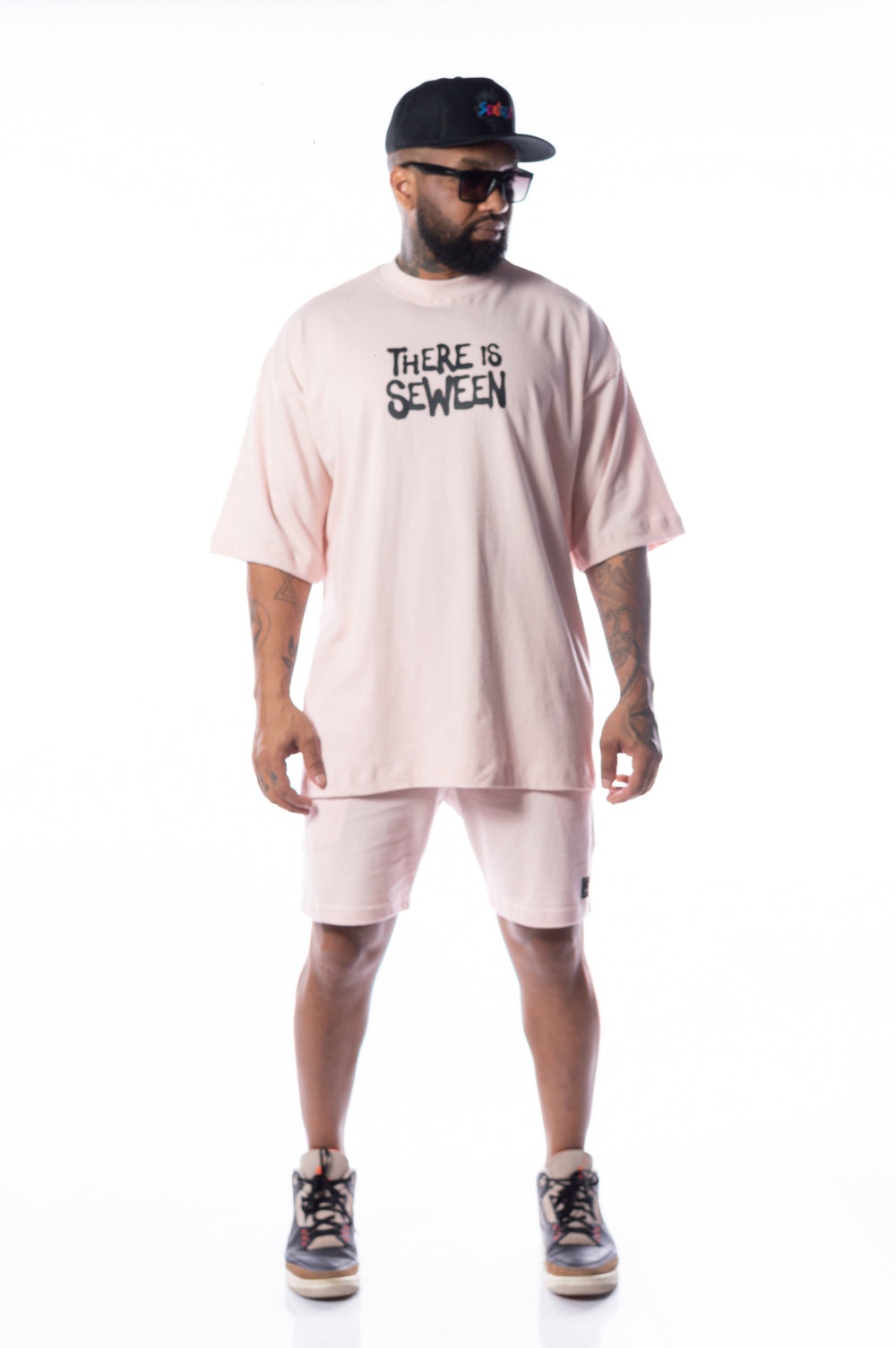 Camiseta Oversized  THERE IS