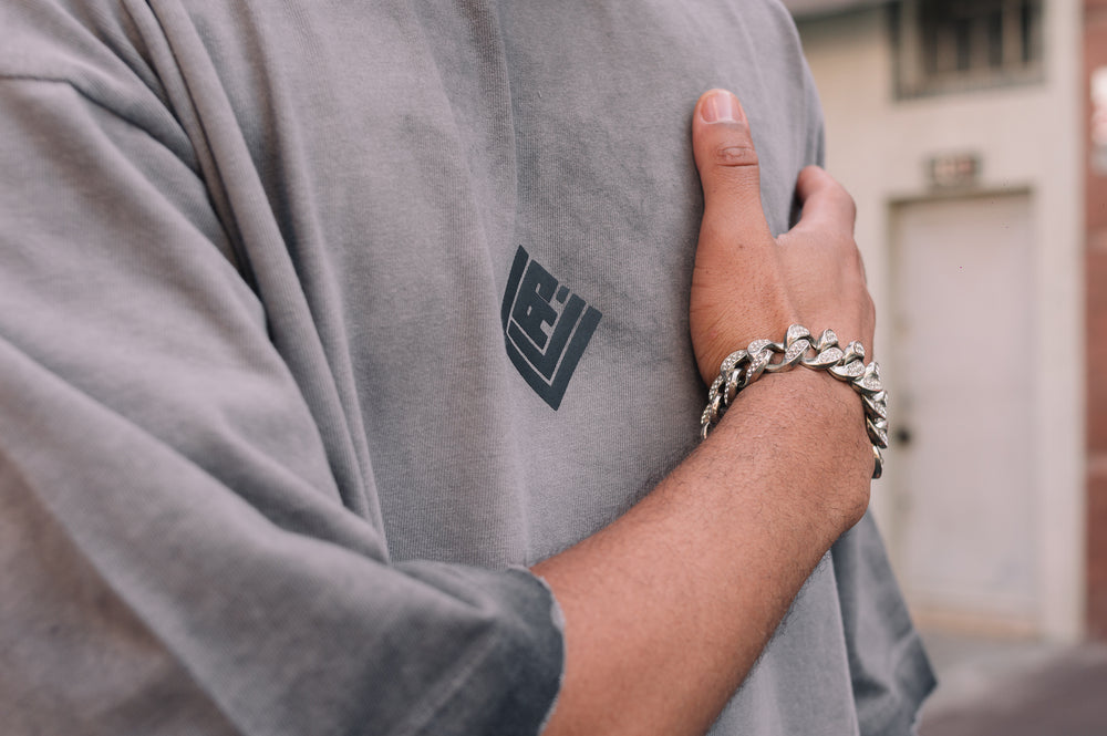Camiseta Oversized Estonada Logo Peito