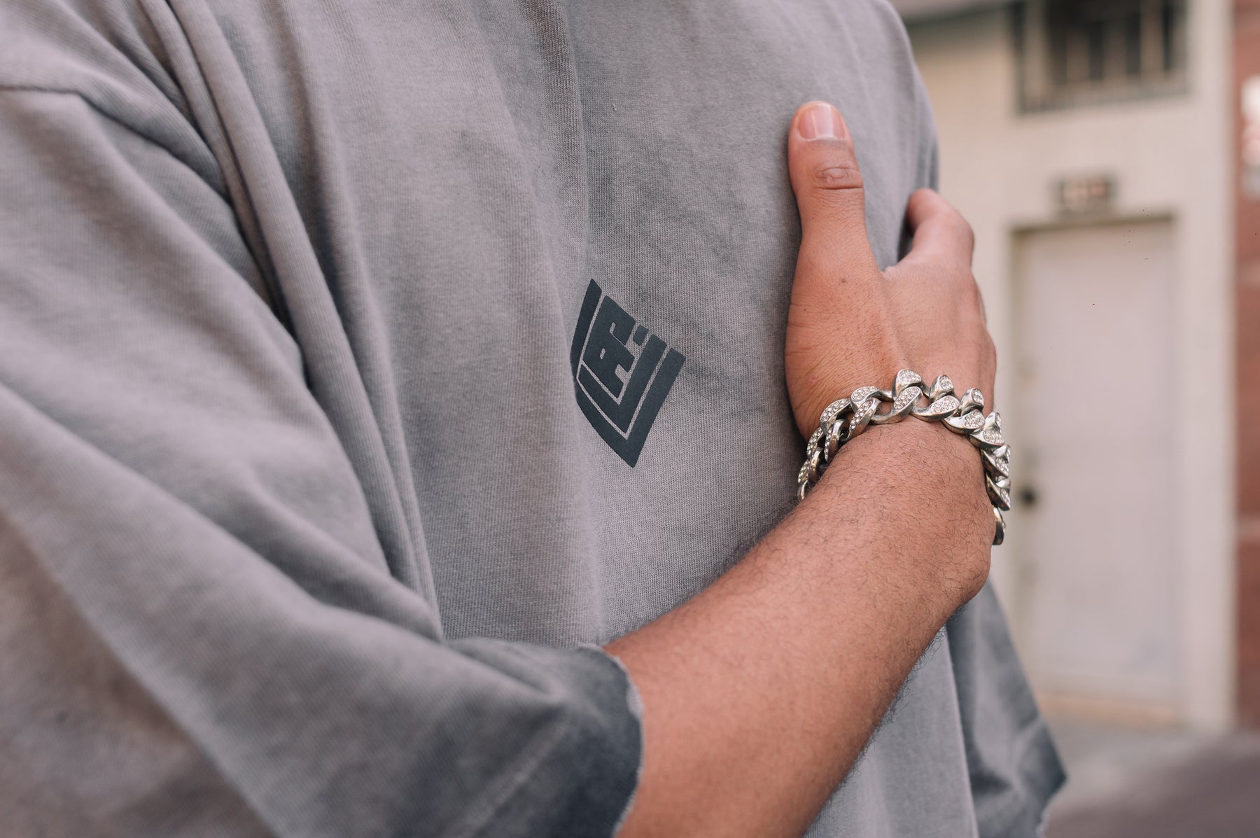 Camiseta Oversized Estonada Logo Peito