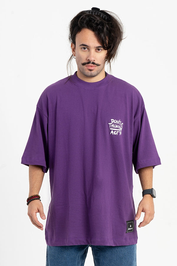Camiseta Oversized DON'T THINK ACT