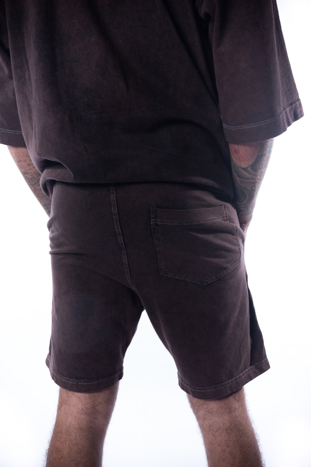 SHORTS MALHÃO ESTONADO MARROM