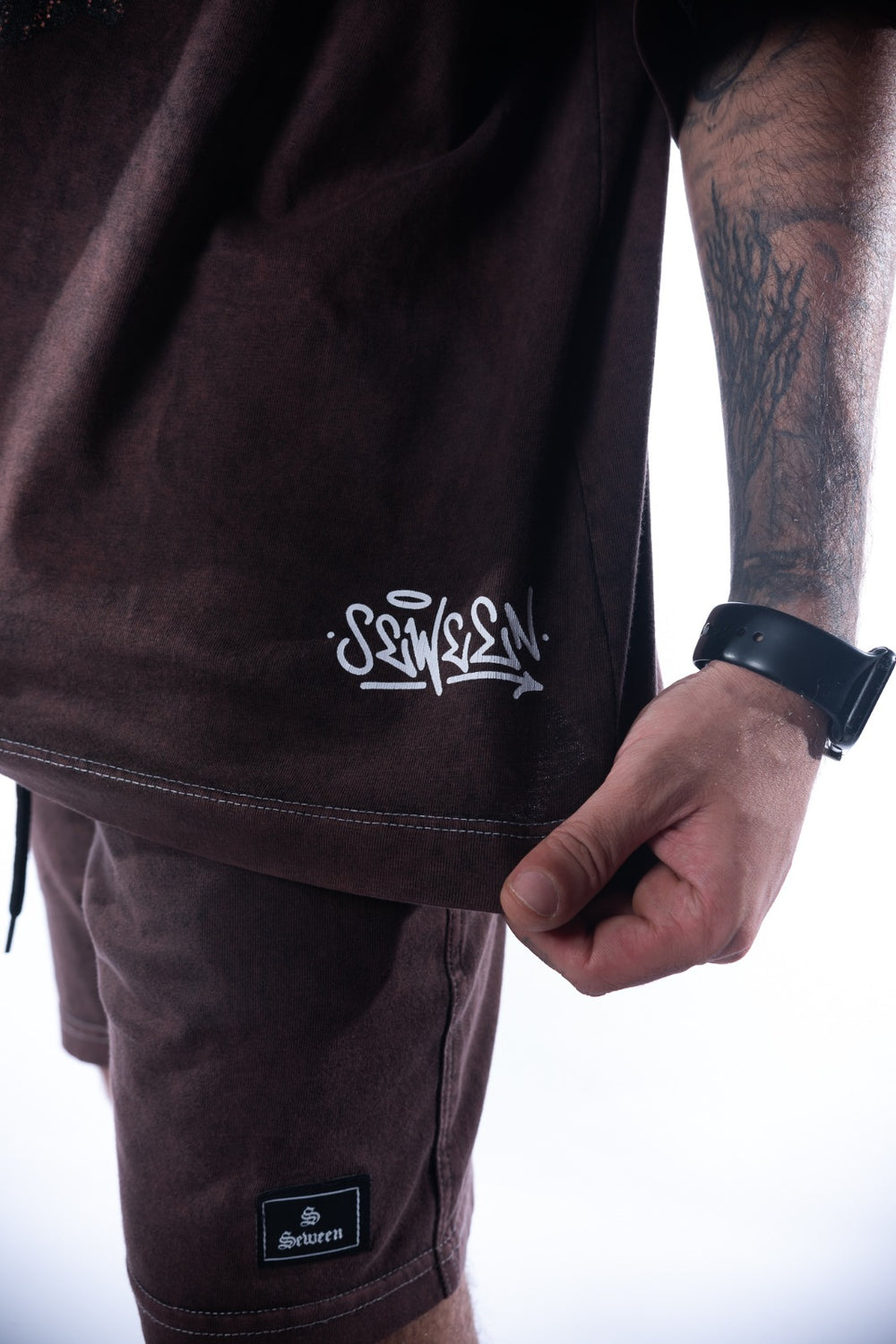 SHORTS MALHÃO ESTONADO MARROM